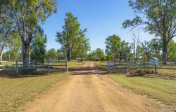 "Tyagarah" & "Aralee",, Middlemount, Qld 4746