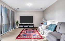 4/6-8 Murray Court, Cranbourne, Vic 3977