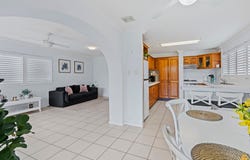141 Cambridge Parade, Manly, Qld 4179