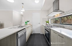 27 Fitzwilliam Drive, Doreen, Vic 3754