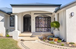 5 Barton Drive, Australind, WA 6233