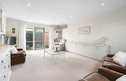 2/48 Shady Grove, Nunawading, Vic 3131