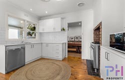 125 Havlin Street East, Flora Hill, Vic 3550