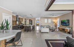15 Cable Cres, Mountain Creek, Qld 4557
