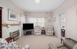 17 Holme Avenue, Lower Mitcham, SA 5062