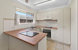 1 TRADEWINDS CLOSE, Redlynch, Qld 4870