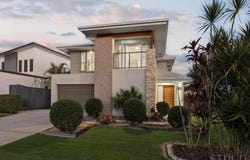 21/30 Botanic Crescent, Brookwater, Qld 4300