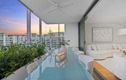 3402 Ephraim Island, Paradise Point, Qld 4216