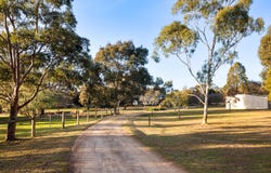 37 Youngs Road, Yarrambat, Vic 3091