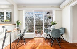 9/4A Wando Grove, St Kilda East, Vic 3183