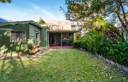 16 Thomas Street, Kangaroo Point, Qld 4169