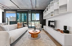 702/5 Wominjeka Walk, West Melbourne, Vic 3003
