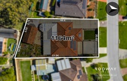 15 Onyx Rd, Mount Richon, WA 6112