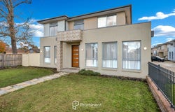 15 Pakenham Road, Pakenham, Vic 3810