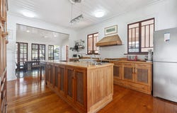 17 Franklin Street, Highgate Hill, Qld 4101