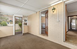 4 Bridge Street, Sebastopol, Vic 3356