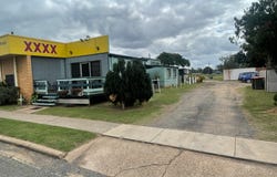 BLUFF HOTEL, 34 MAIN STREET, Bluff, Qld 4702