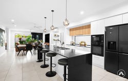 57/8 Halcyon Way, Logan Reserve, Qld 4133