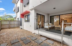 2/11 Lindwall Street, Upper Mount Gravatt, Qld 4122