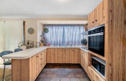13 Boythorn Avenue, Ambarvale, NSW 2560