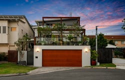 6 Cowderoy Street, Labrador, Qld 4215