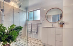 16 Woorak Avenue, Venus Bay, Vic 3956