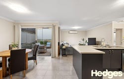 6 Peebles Cross, Sinagra, WA 6065