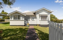 50 Jellicoe Street, Mount Lofty, Qld 4350