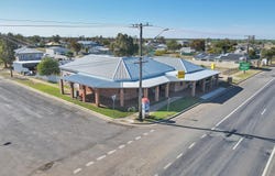 Nevertire Hotel, 16-18 Trangie St, Nevertire, NSW 2826