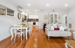 2/162 Springfield Road, Blackburn, Vic 3130