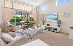 3 Bonaire Court, Kawana Island, Qld 4575