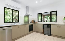 2-4 Dwyer Place, Redlynch, Qld 4870