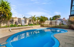 19 Montebourg Meander, Port Kennedy, WA 6172