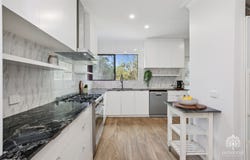 235 Hillcrest Road, Mundaring, WA 6073
