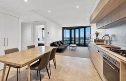 2107/103 South Wharf Drive, Docklands, Vic 3008