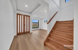 5 Goanna Road, Clyde North, Vic 3978