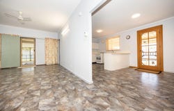 10 Morrison Place, Leeman, WA 6514