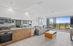 904/372 Marine Parade, Labrador, Qld 4215