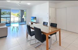 1009/8 win st, Eight Mile Plains, Qld 4113