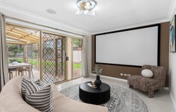 10 Moorgate Street, Toongabbie, NSW 2146