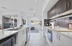 7 Melthorn Place, Bracken Ridge, Qld 4017
