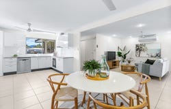 8 Greenfield Close, Mooroobool, Qld 4870