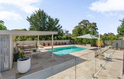 6 Hill View Court, McKenzie Hill, Vic 3451