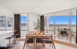 27/114 The Esplanade, Surfers Paradise, Qld 4217
