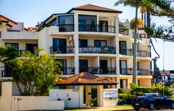 15/452 Marine Parade, Biggera Waters, Qld 4216
