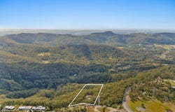 16 Jourdana Drive, Cedar Creek, Qld 4207