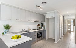 21 Ron Court, Canadian, Vic 3350