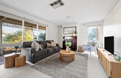 36 Phyllis Parade, Deer Park, Vic 3023