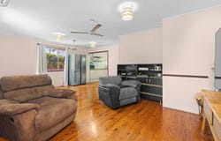 2 Witney Street, Manoora, Qld 4870