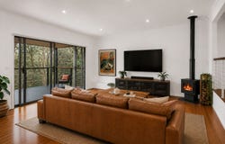 27 Bronhill Street, Currumbin Waters, Qld 4223